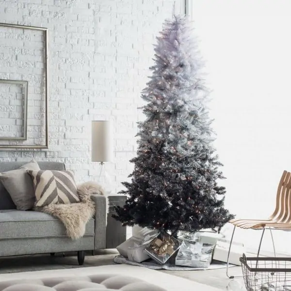 Popular New Year Decor Trends and Ideas 2021