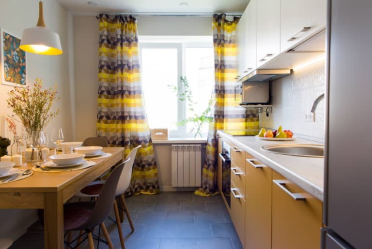 The Best Options for Kitchen Curtain Trends 2021
