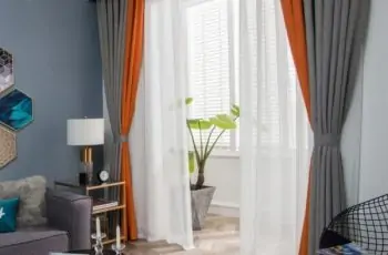 How to Choose Drapes for Living Room