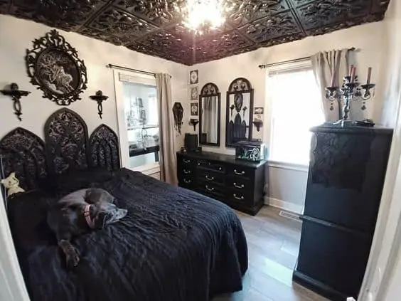 Gothic Bedroom Décor Ideas - Stylish Color & Furniture